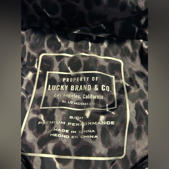 Lucky Brand Premium Performance Waterproof Long Leopard Print Anorak Size Small - Picture 3 of 16